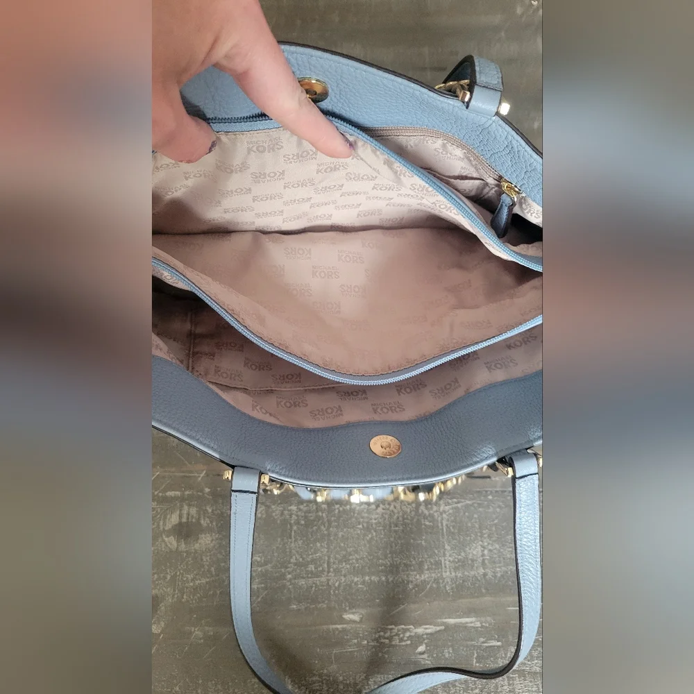Michael Kors Harper Large East West Leather Tote